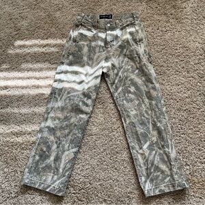 Abercrombie & Fitch Men's Camo Cargo Pants - Gray & Olive